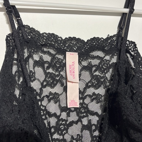 Victoria’s Secret Black Lace Mesh Floral Slip Dress Size M - Picture 4 of 7